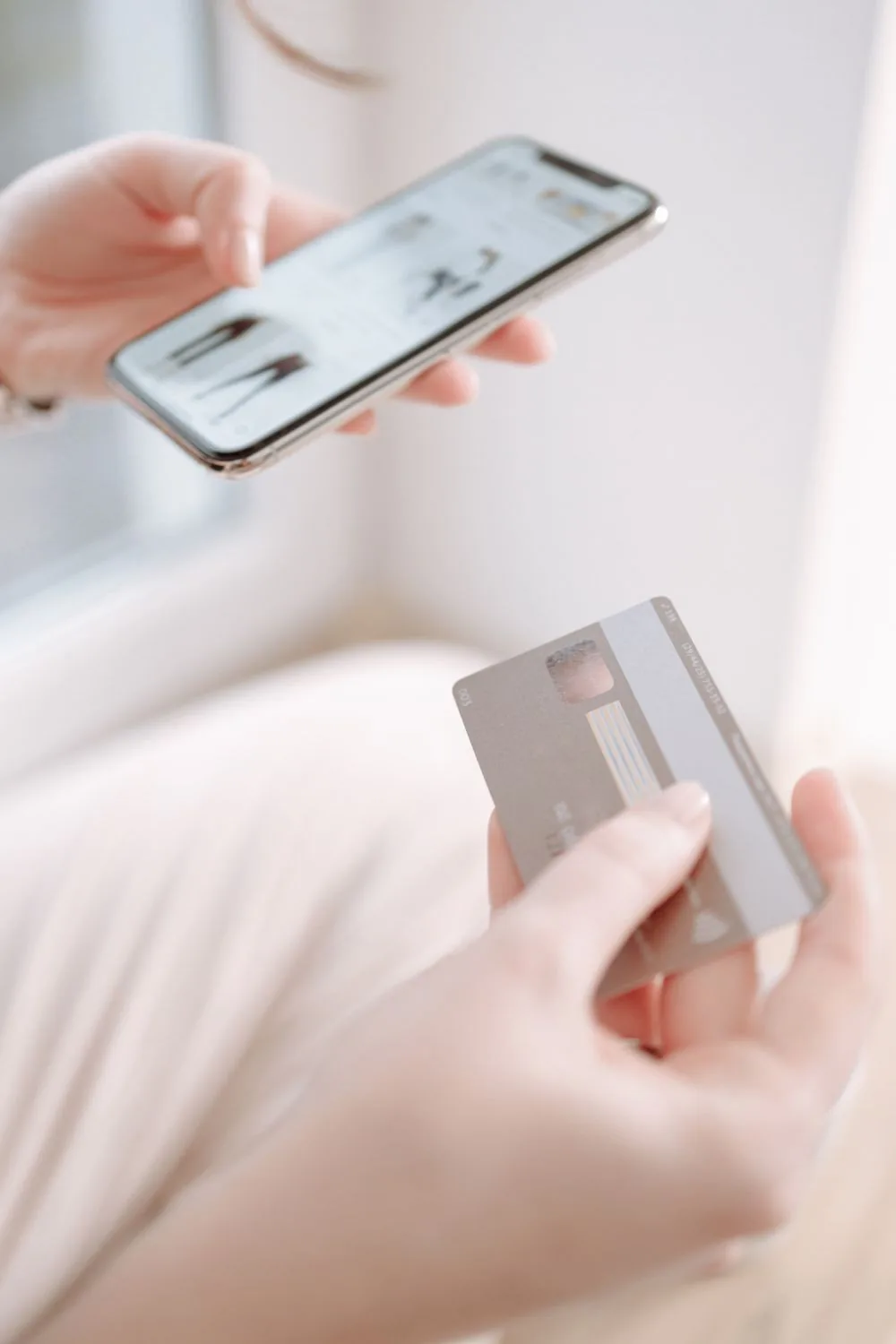 A buyer shopping on a smartphone marketplace